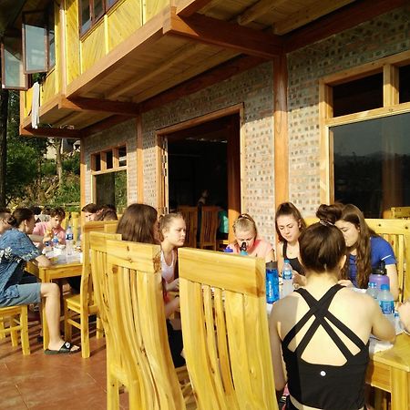 Bac Ha Threeland Homestay Dış mekan fotoğraf