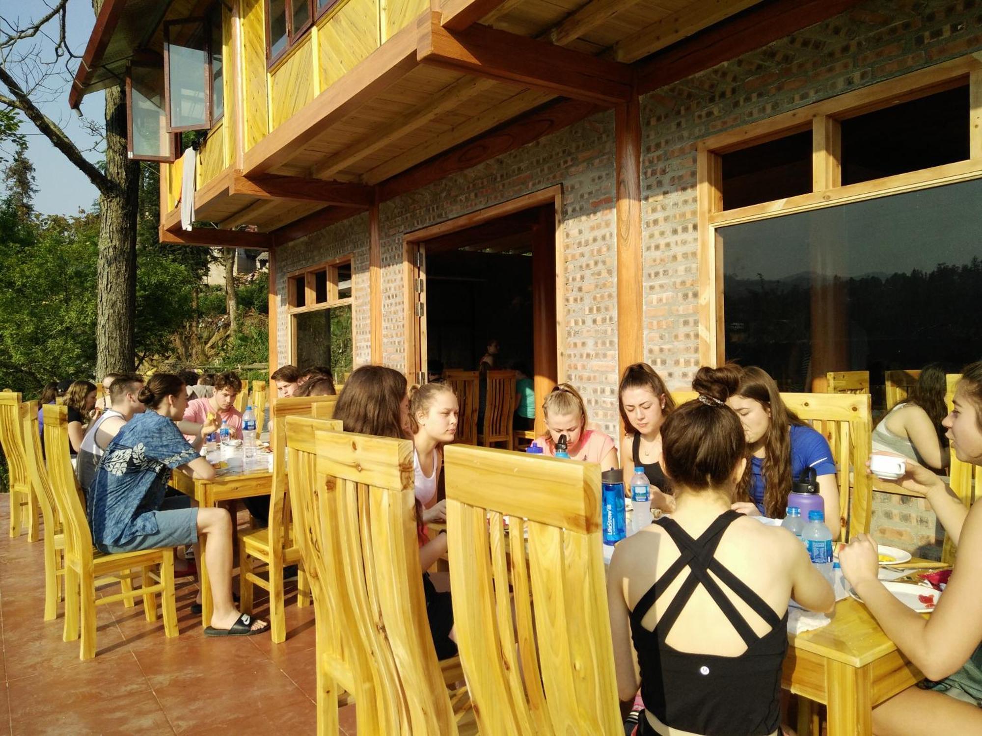 Bac Ha Threeland Homestay Dış mekan fotoğraf
